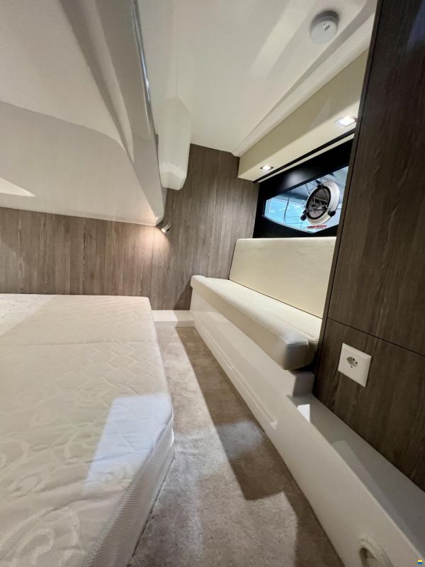 Galeon 305 HT