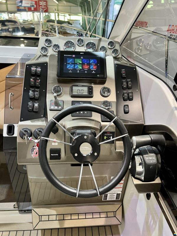 Galeon 305 HT