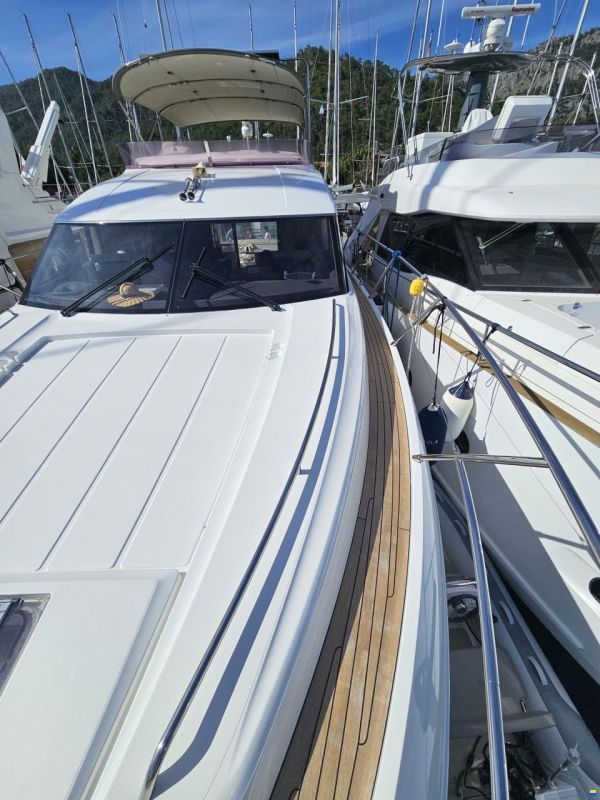 Princess 52