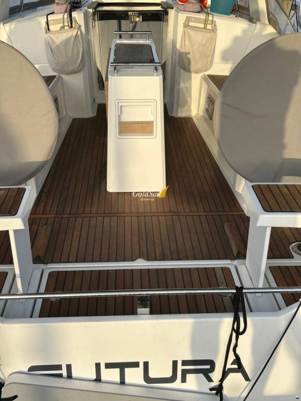 Beneteau Oceanis 38.1