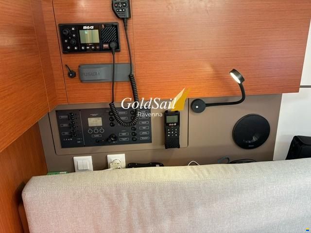 Beneteau Oceanis 38.1