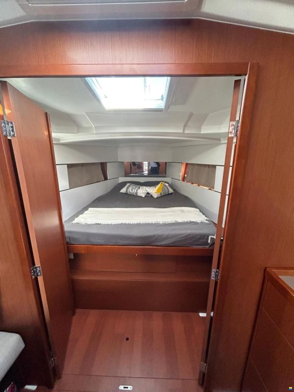 Beneteau Oceanis 38.1