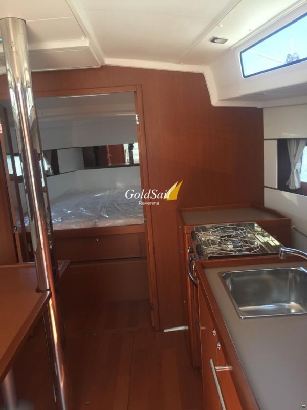 Beneteau Oceanis 38.1