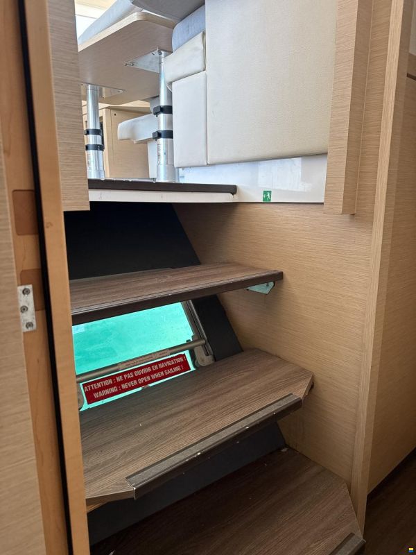 Fountaine Pajot Lucia 40