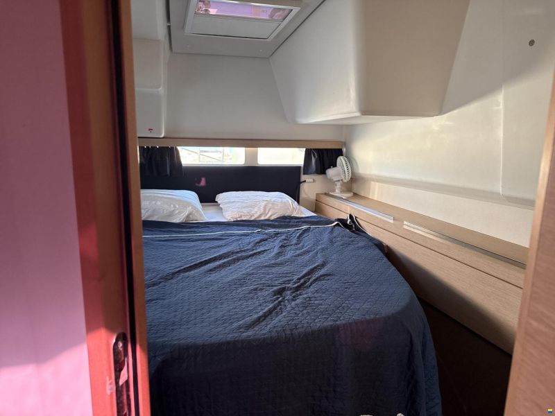 Fountaine Pajot Lucia 40