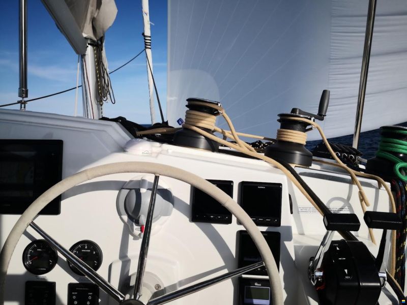 Fountaine Pajot Lucia 40