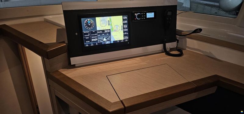 Fountaine Pajot Lucia 40