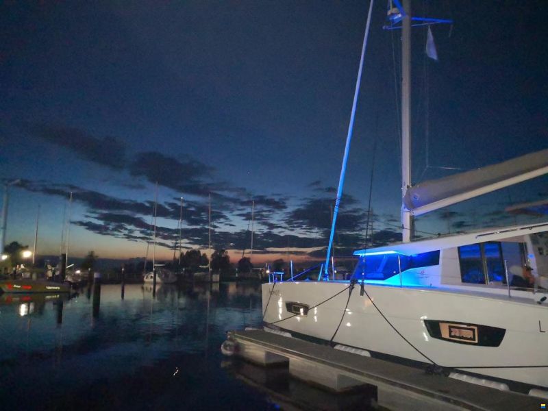 Fountaine Pajot Lucia 40