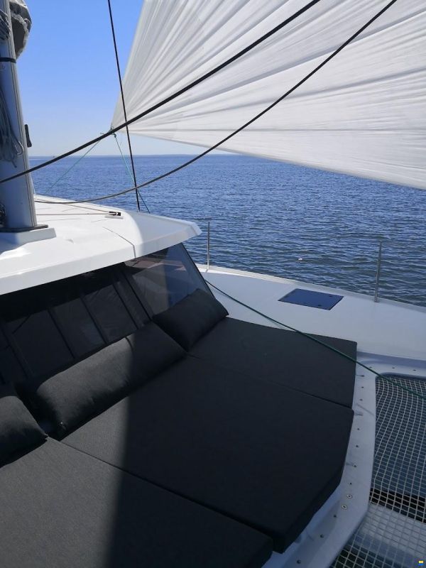 Fountaine Pajot Lucia 40