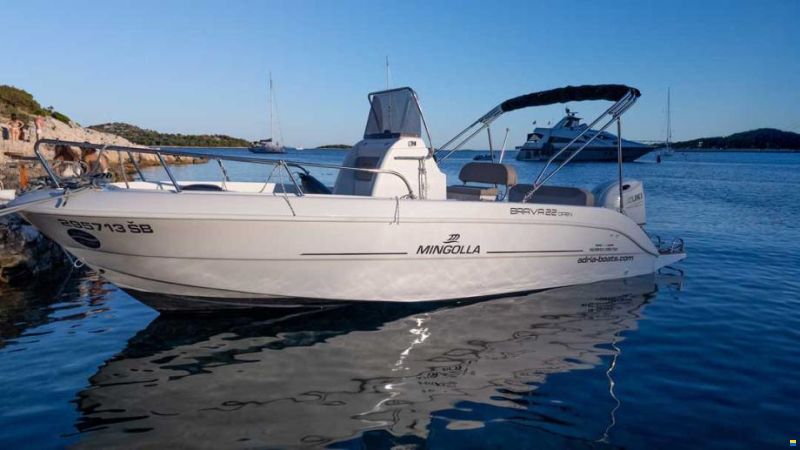 Mingolla Brava 22 Open