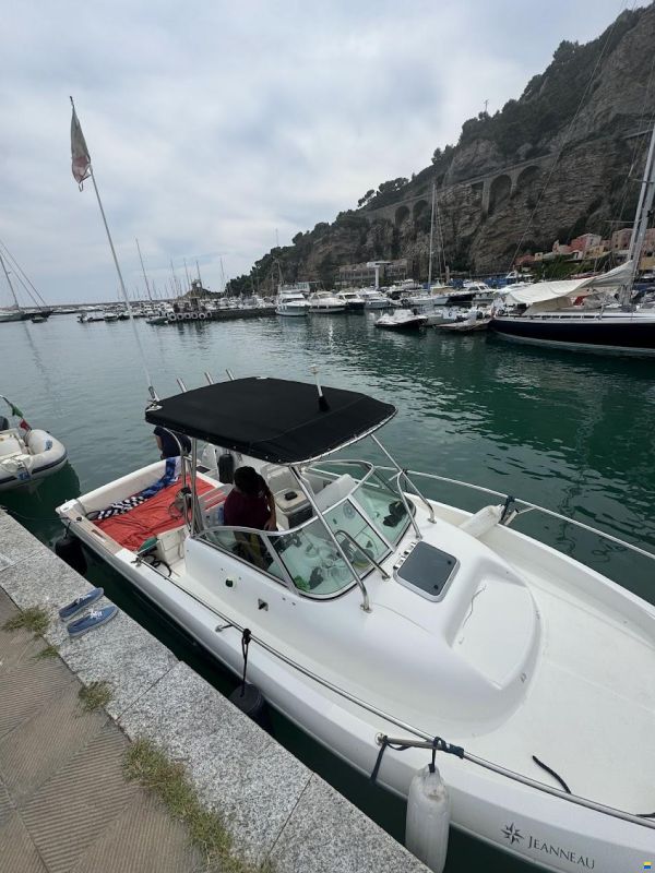 Jeanneau Cap Camarat 725 WA