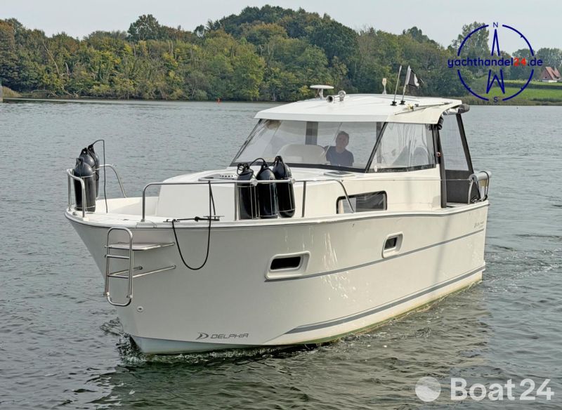 Delphia 800 Escape