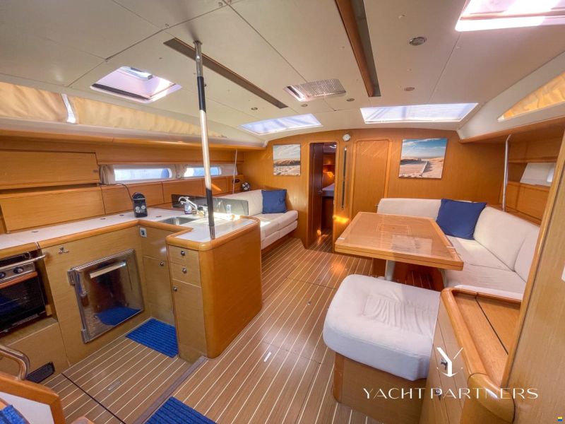 Jeanneau 53