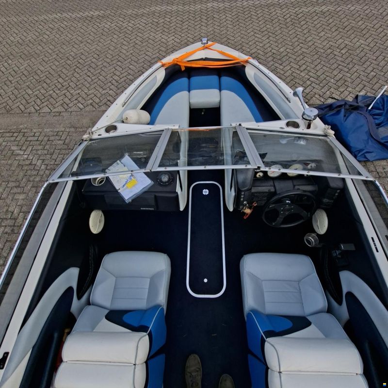 Bayliner 1850 Capri Bowride