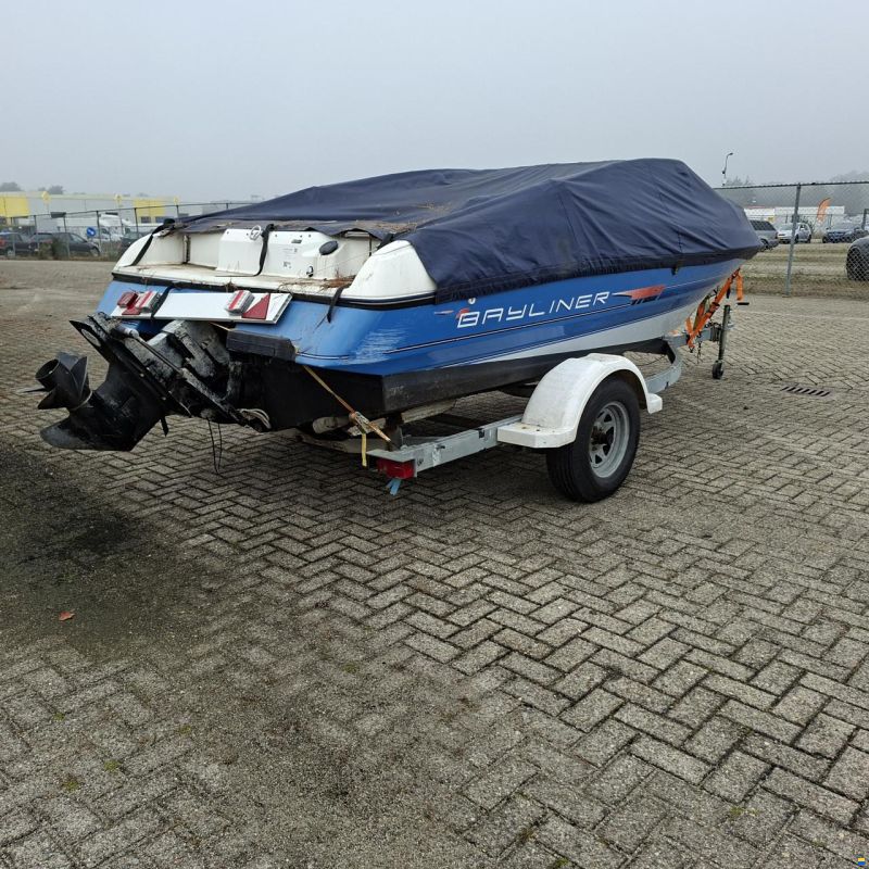 Bayliner 1850 Capri Bowride