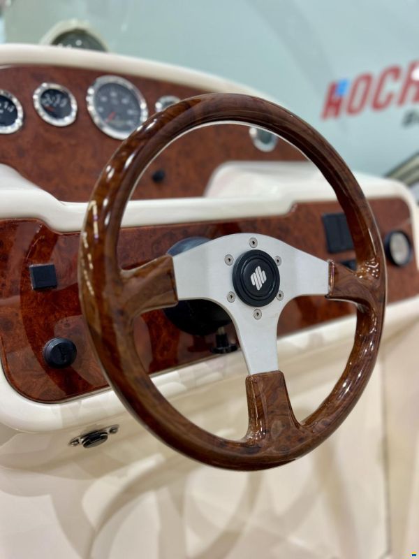 Jeanneau Runabout 755