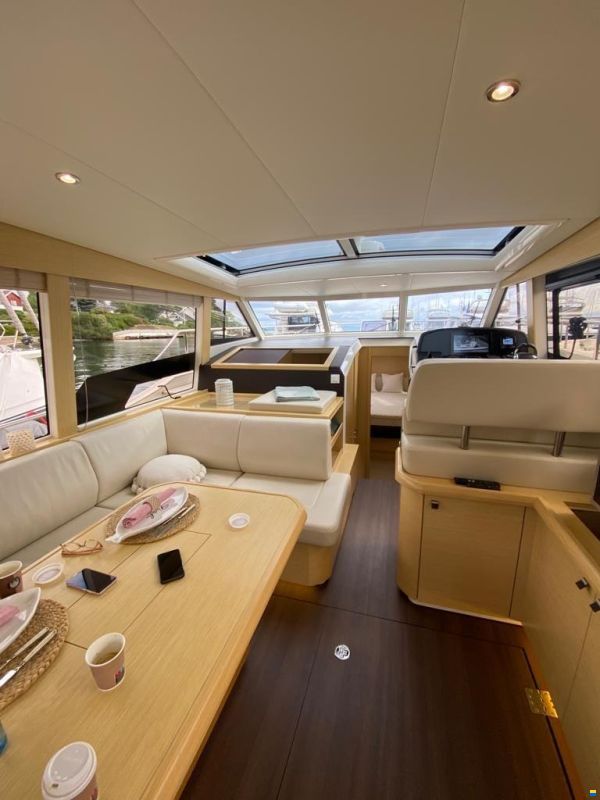 Greenline 40 Solar