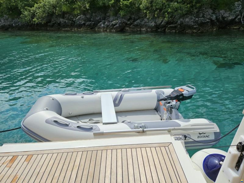 Greenline 40 Solar