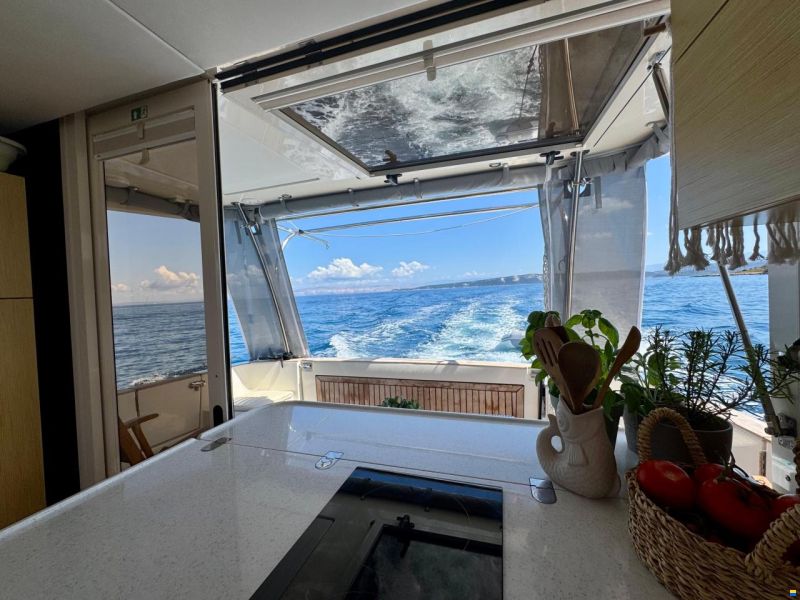 Greenline 40 Solar