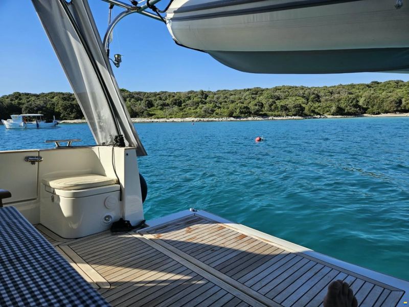 Greenline 40 Solar