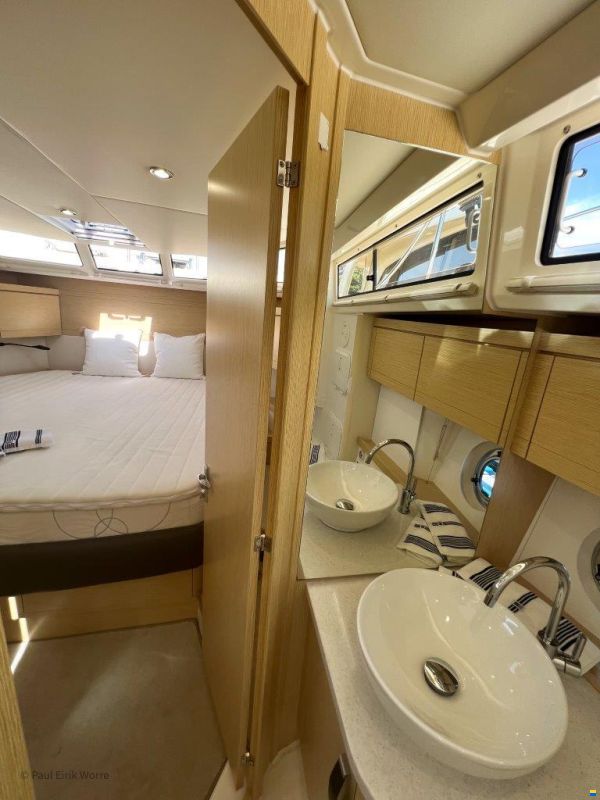 Greenline 40 Solar