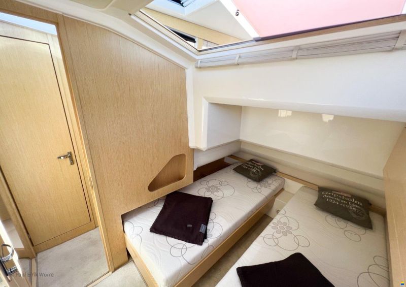 Greenline 40 Solar