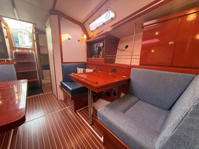 Hanse 370