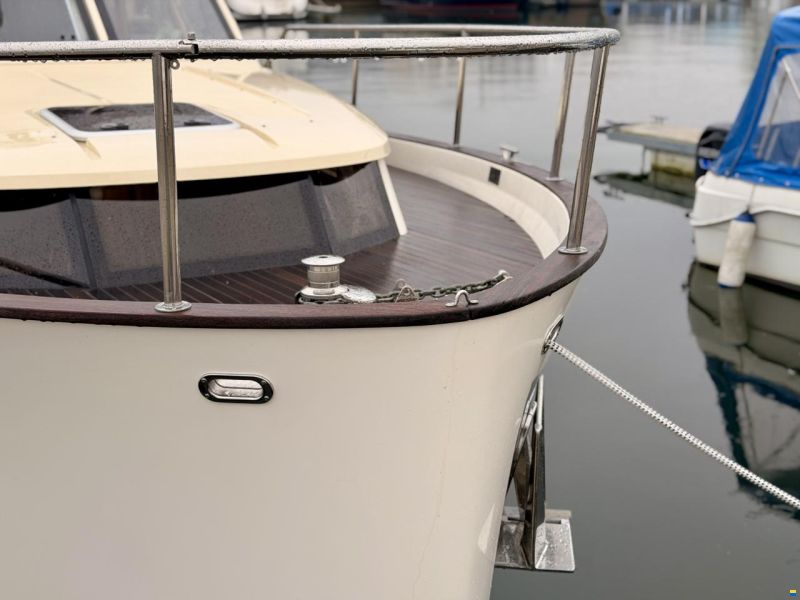 Greenline 33