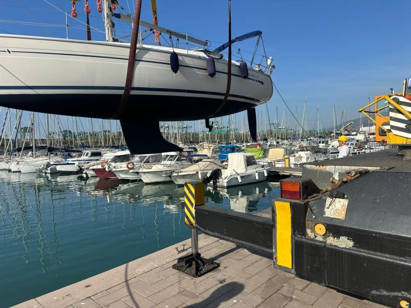 Bavaria 32