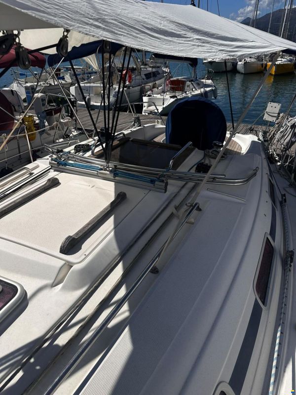 Bavaria 32
