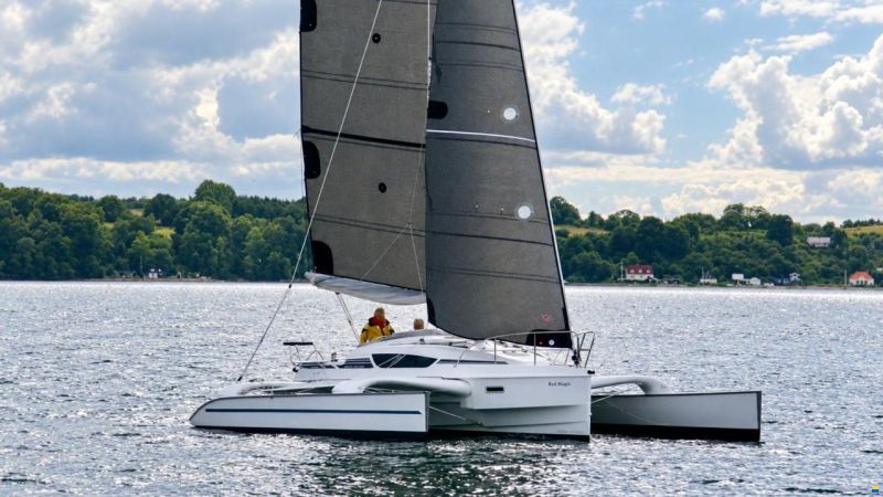 Dragonfly 28 Touring