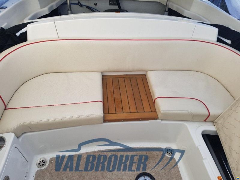Chris Craft CORSAIR 25