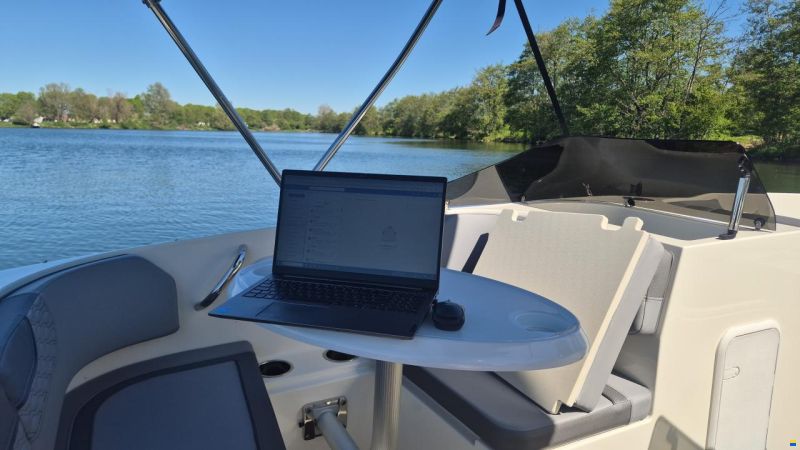 Bayliner M17