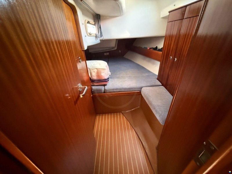 Bavaria 44