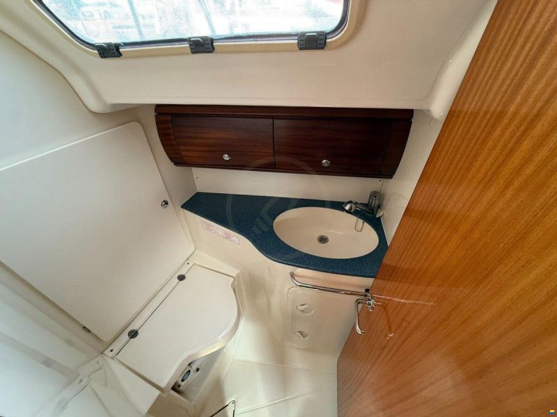 Bavaria 44