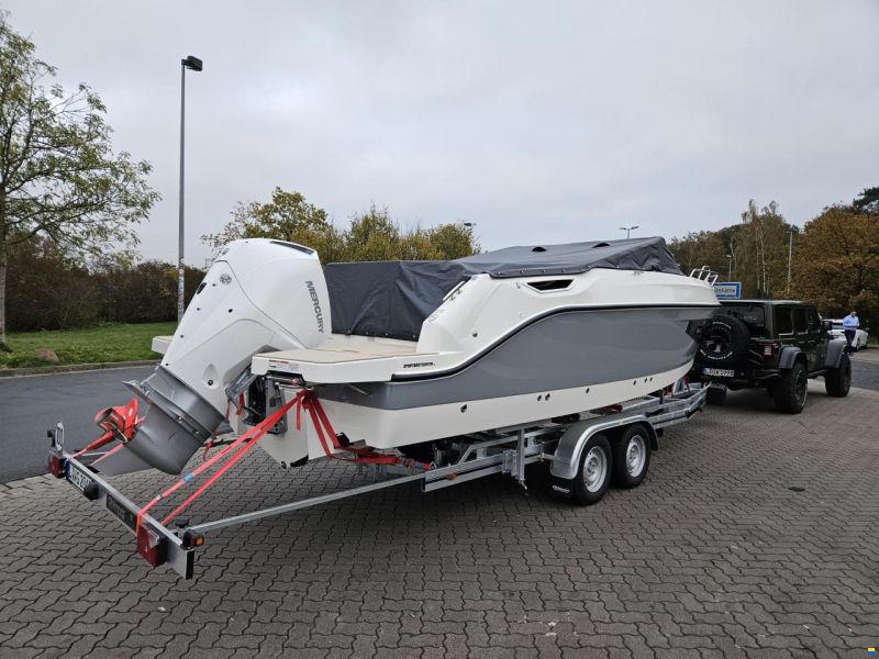 Quicksilver 755 Cruiser