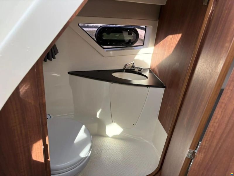 Quicksilver Activ 805 Cruiser