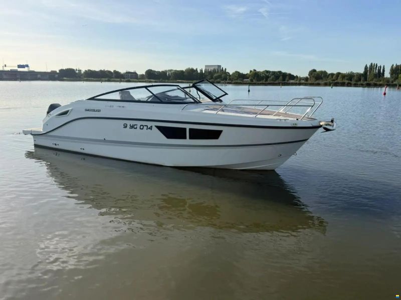 Quicksilver Activ 805 Cruiser