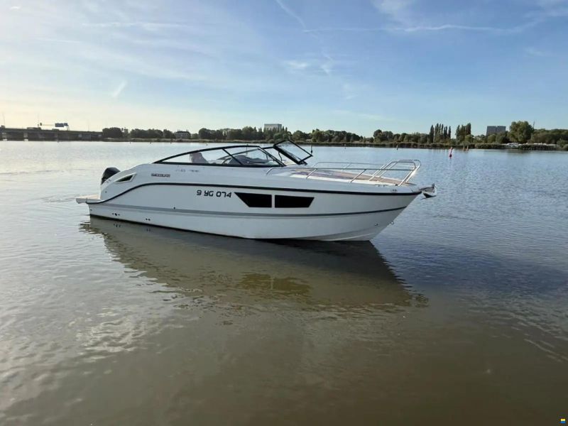 Quicksilver Activ 805 Cruiser