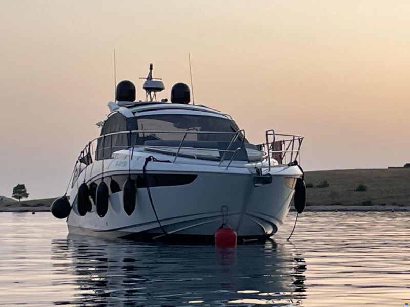 Galeon 405 HTS