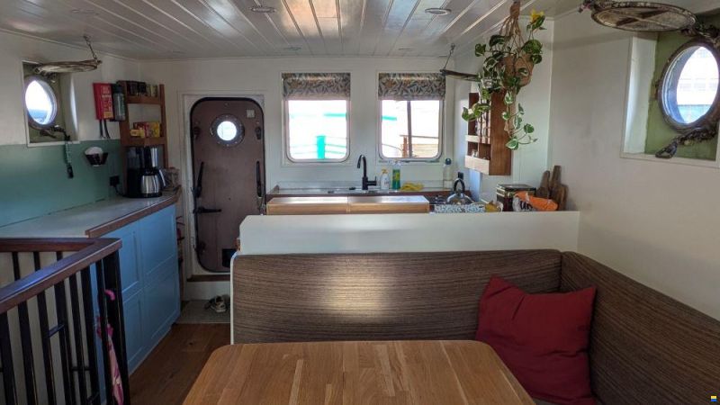 Ex-viskotter 24m Explorer