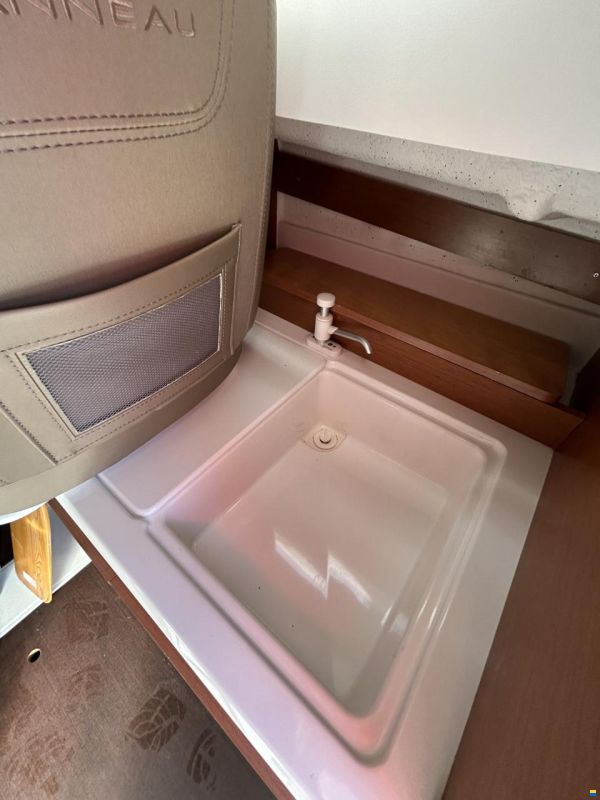 Jeanneau Merry Fisher 605