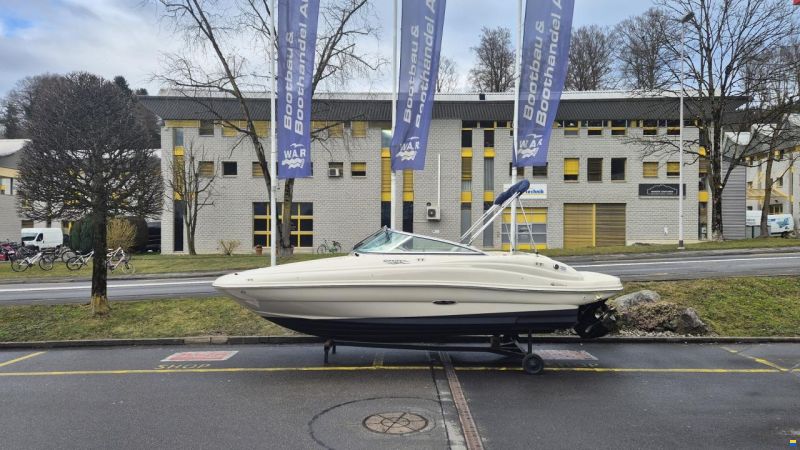 Sea Ray 200 Sundeck