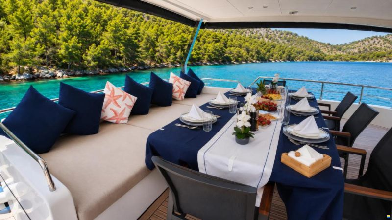 Custom Trawler 26m