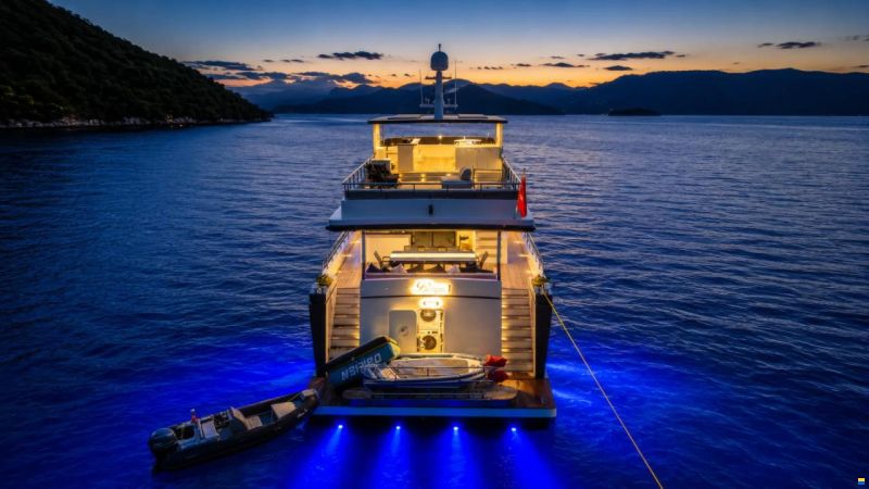 Custom Trawler 26m