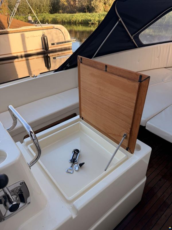 Interboat 22