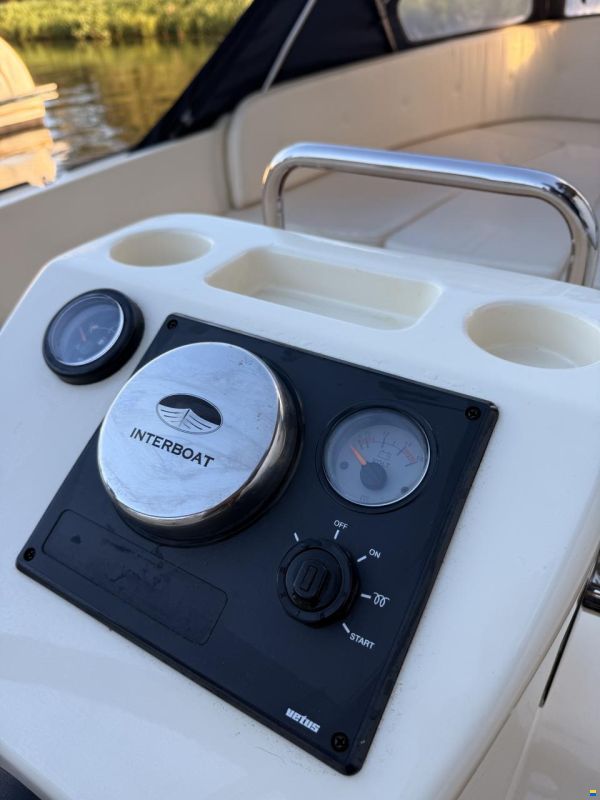 Interboat 22