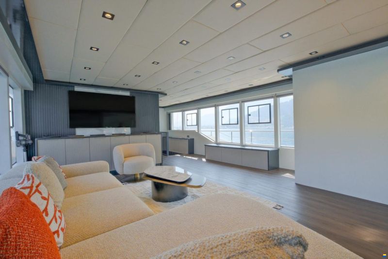 Custom Trawler 27m
