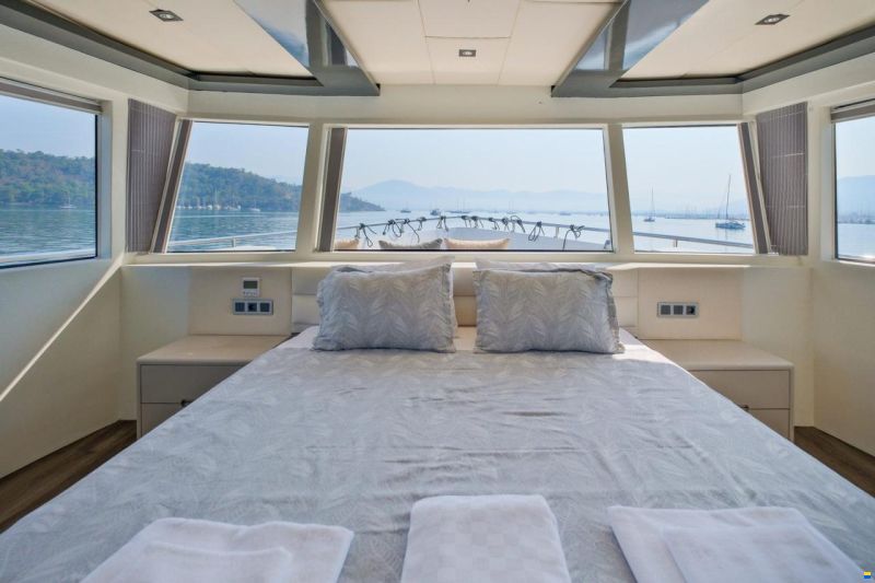 Custom Trawler 27m
