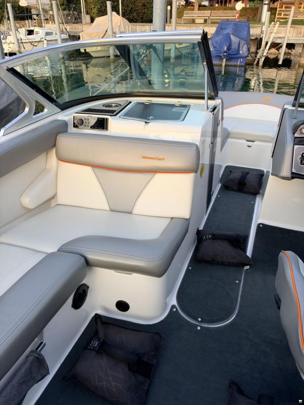 MasterCraft XT-20